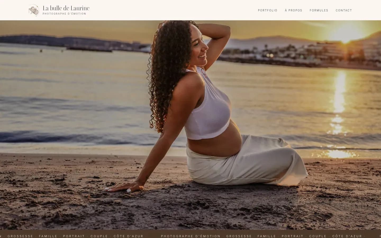 Site vitrine d'une photographe famille et grossesse à Nice, réalisation de Florian DELAGE
